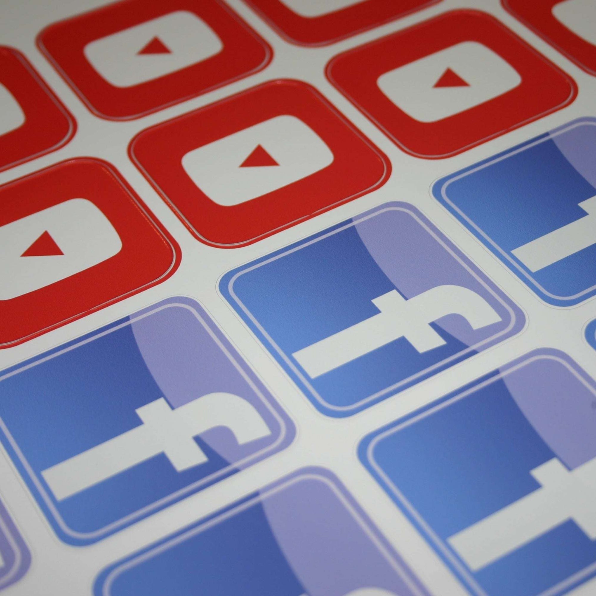 Square stickers with rounded corners